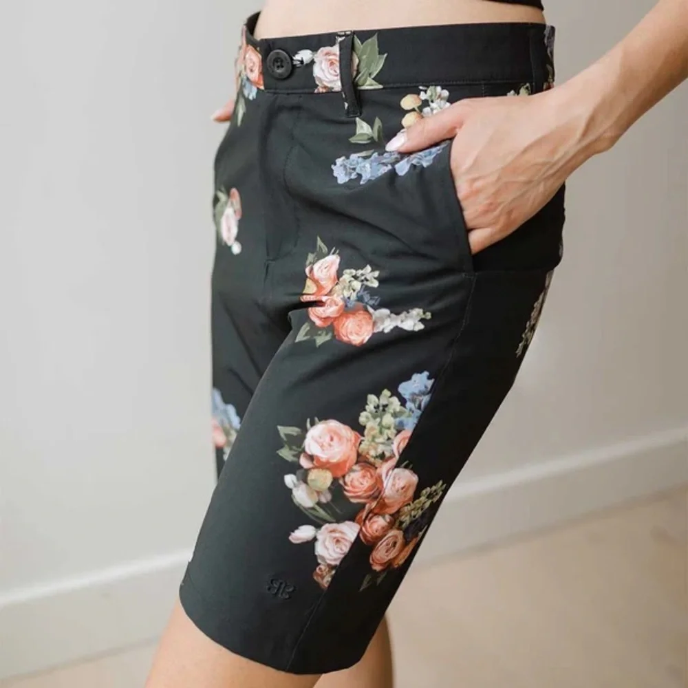 Albion Women’s Floral Shorts Size XL - Picture 1 of 5